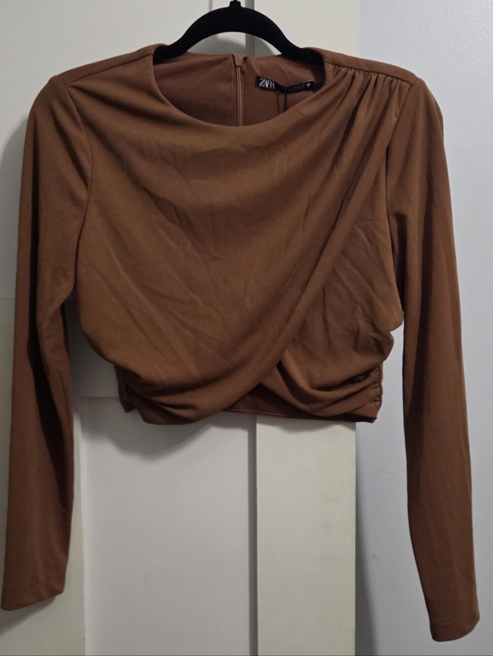 NWT Zara - Rust Brown Long-Sleeve Draped Front Twist Crop Top